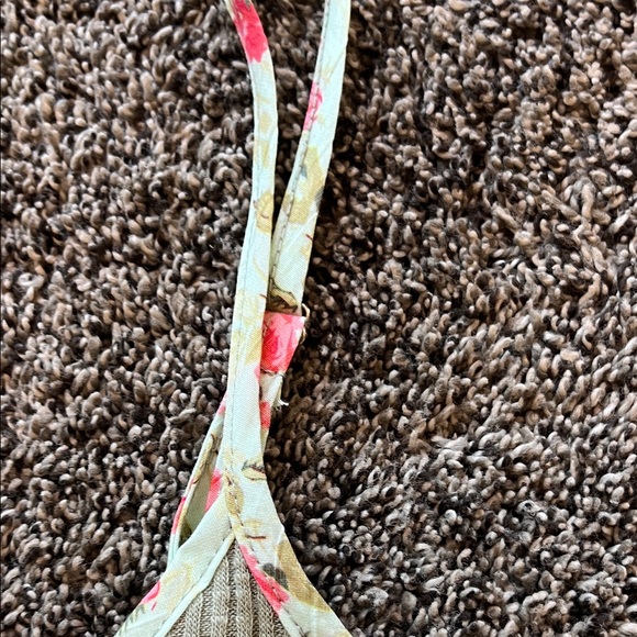 POL Floral tank top - Picture 9 of 13